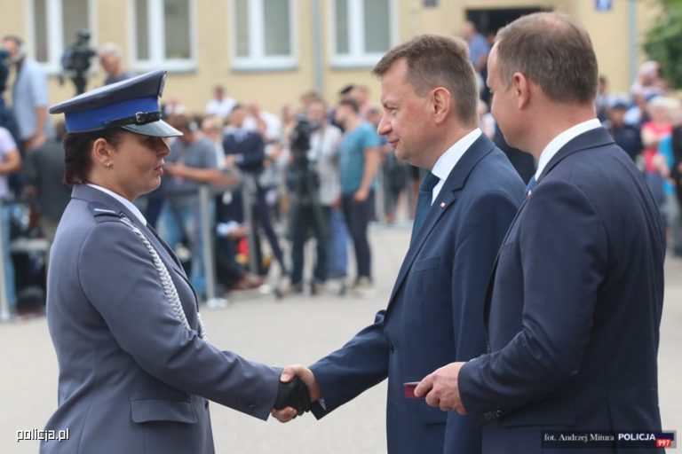 Policjantka z Brzegu odznaczona przez Prezydenta RP Krzyżem Zasługi