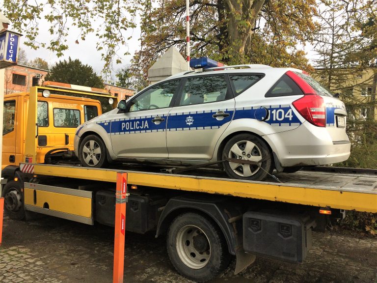 W brzeskiej komendzie policji brakuje radiowozów. Do końca roku dotrą 2 pojazdy