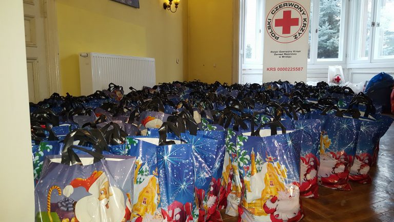 Brzeski oddział PCK przygotował ponad 600 świątecznych paczek