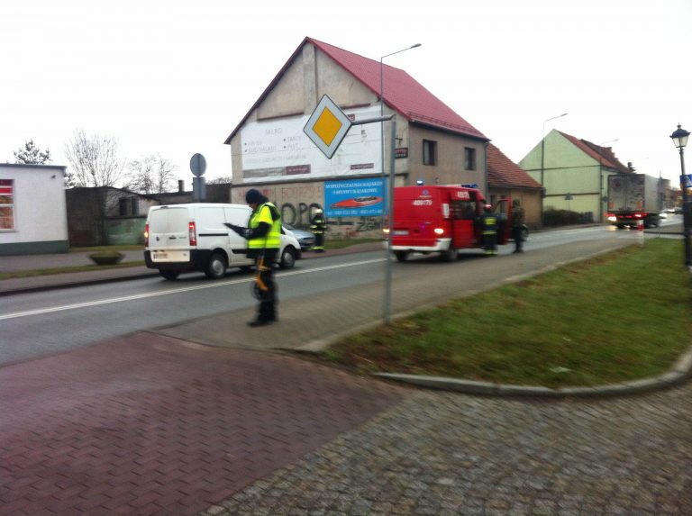 Potrącenie rowerzysty w Skorogoszczy. 43-latka zabrał śmigłowiec LPR