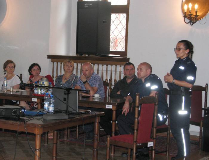 Policjanci poprowadzą debatę społeczną z mieszkańcami gminy Grodków
