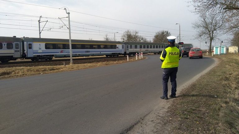 Nowa inicjatywa policji – „Bezpieczny Przejazd Kolejowy”