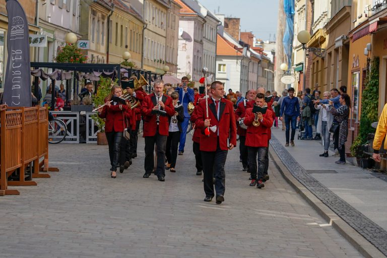 „Fanfary dla Niepodległej: Rewia Orkiestr Dętych” w Brzegu