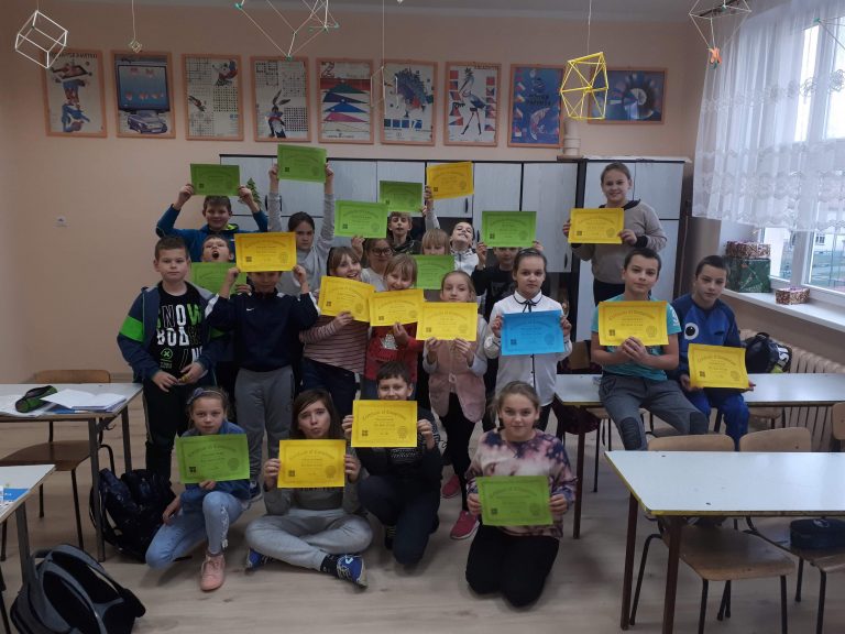 „Godzina Kodowania” w Publicznej Szkole Podstawowej w Lewinie Brzeskim