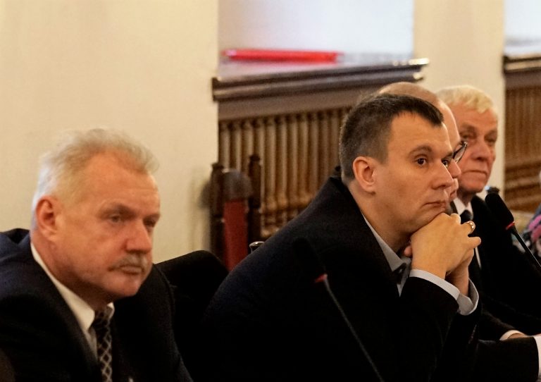 Nie będzie miejskiego dofinansowania dla powiatu na utrzymanie stanowiska pracy, które obecnie pełni Radosław Preis