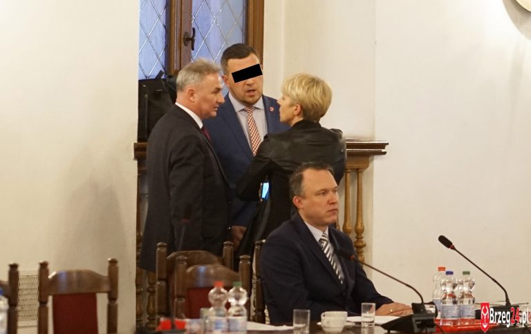 Jacek N. zrezygnował z funkcji Przewodniczącego Rady Miejskiej Brzegu
