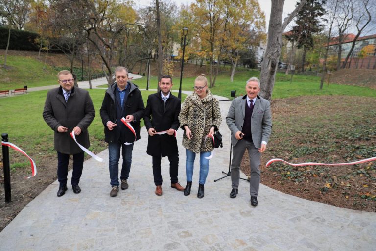 W Brzegu zakończono prace związane z poprawą środowiska miejskiego poprzez rozwój terenów zielonych