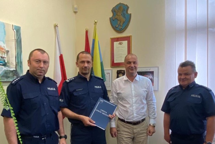 Porozumienie pomiędzy Gminą Lewin Brzeski a Komendą Powiatową Policji w Brzegu podpisane