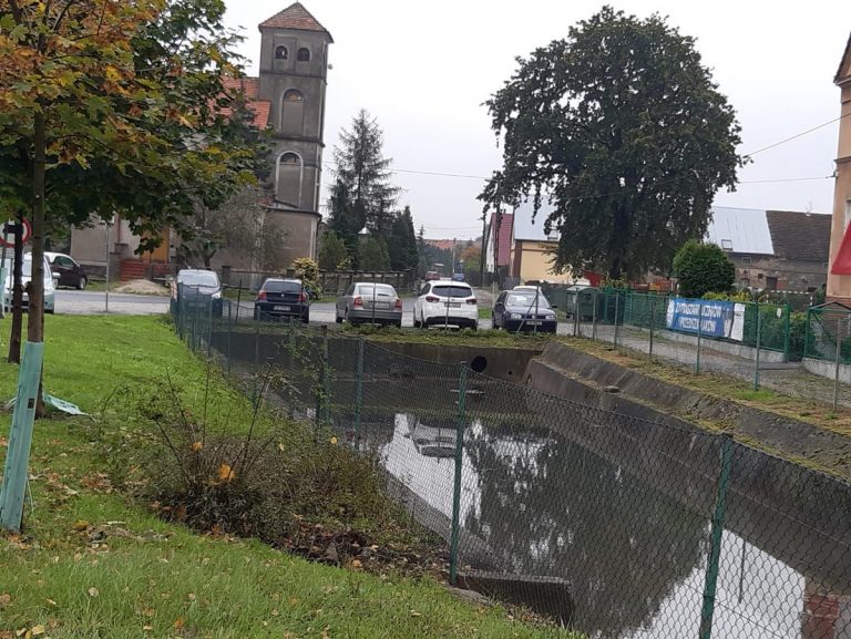 Wysoka woda w Lubszy. Michałowice uniknęły podtopień dzięki staremu zbiornikowi