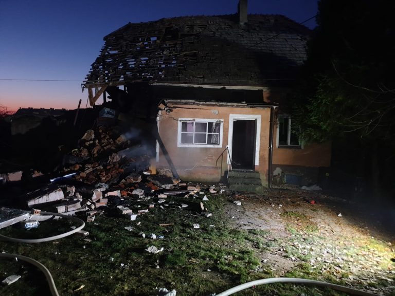 Wybuch butli z gazem poważnie uszkodził dom w Łukowicach Brzeskich