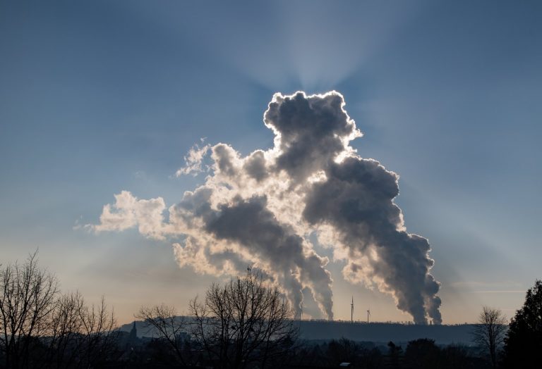 Co gazy cieplarniane mają wspólnego z gospodarką?