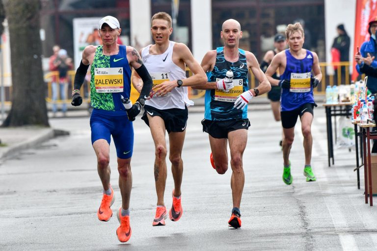 Kamil Karbowiak wicemistrzem Polski w maratonie: „Zabrakło mi 4 sekund do Igrzysk Olimpijskich w Tokio”