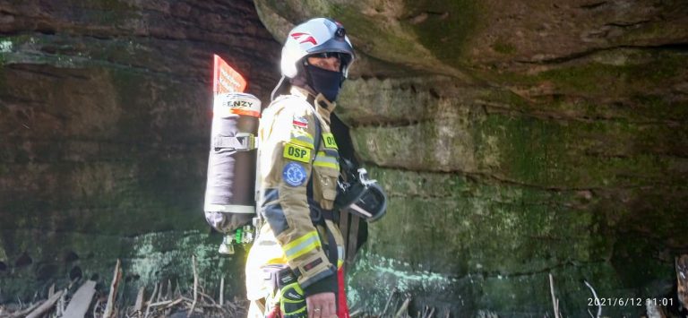 Strażak z Łukowic Brzeskich wejdzie na Rysy w pełnym oporządzeniu bojowym