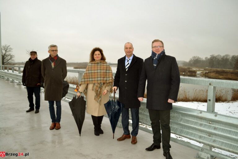 Oficjalne otwarcie mostu w Lewinie Brzeskim