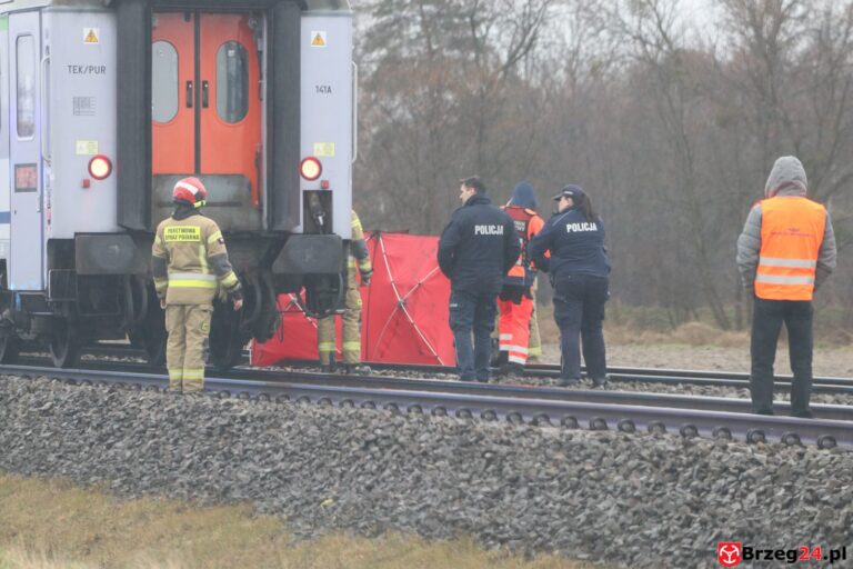 Śmiertelne potrącenie na torach w okolicy przejazdu kolejowego w Brzegu