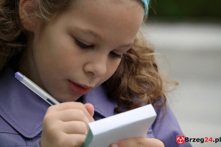 Edukacja zdalna jako przyczyna trudności w pisaniu u najmłodszych uczniów – co każdy rodzic wiedzieć powinien?