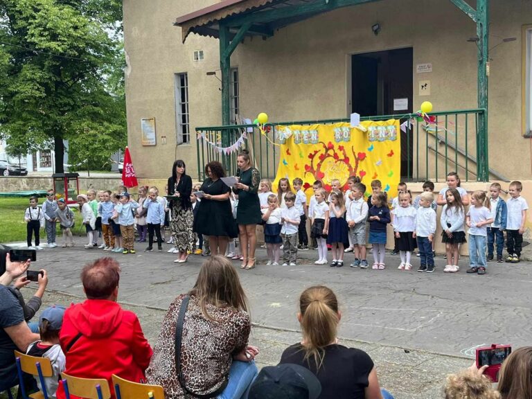 Wspomnień czar – Piknik rodzinny w Przedszkolu Publicznym nr 2 w Grodkowie