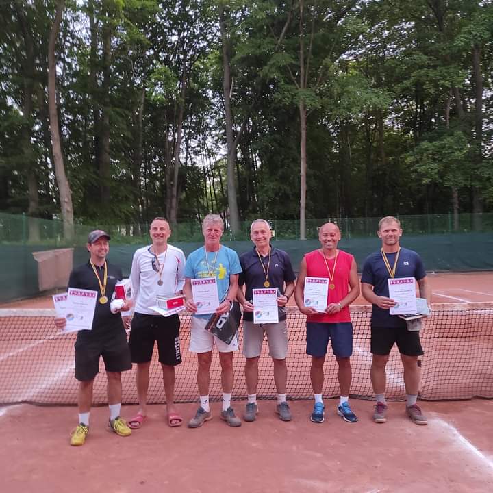 Brązowe medale dla Piotra Mizera w XII Mistrzostwach Polski Nauczycieli w tenisie ziemnym